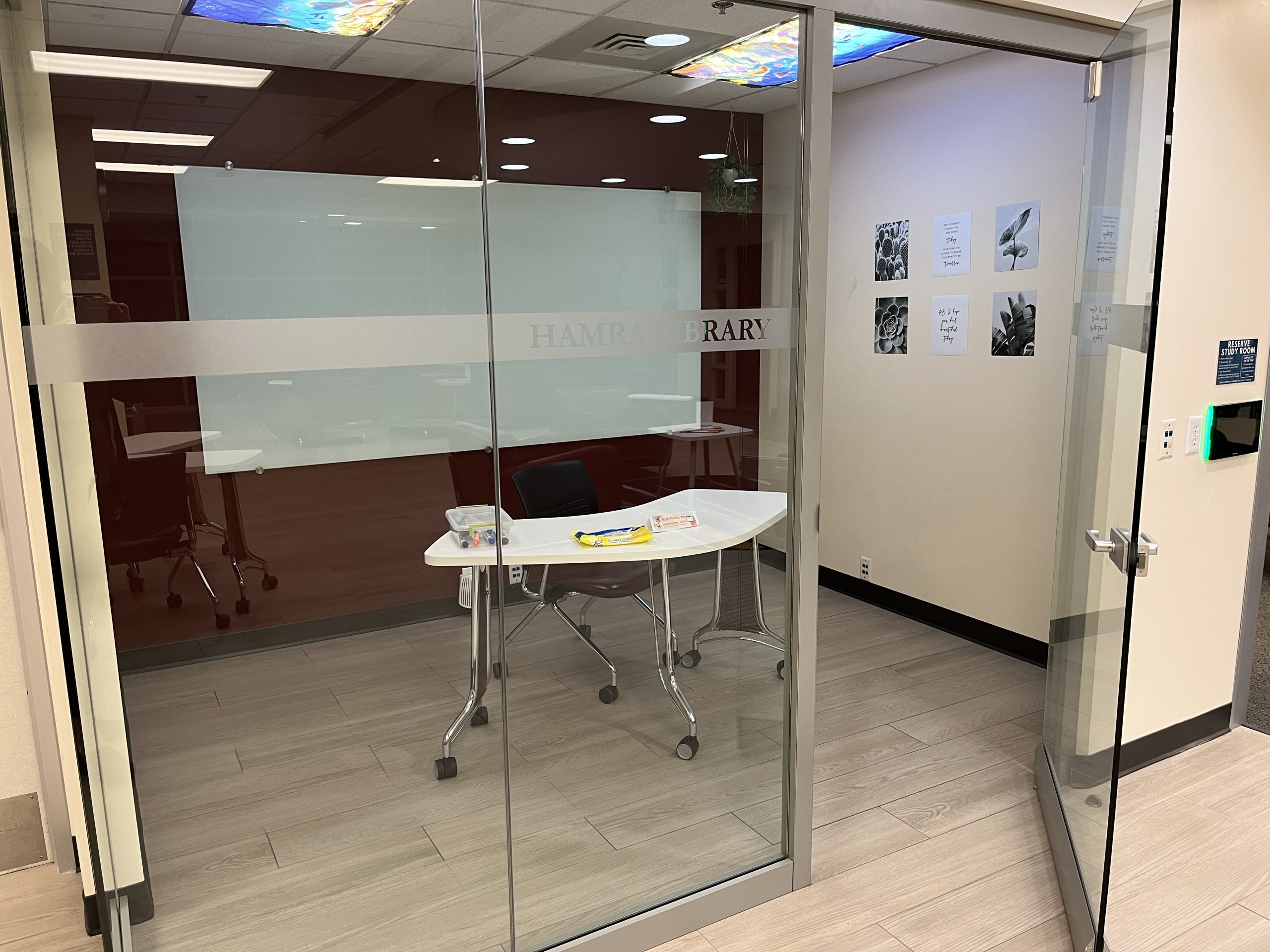 Photo of IC 100A, small study room with glass walls